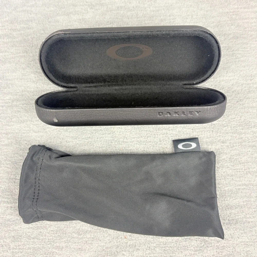 Oakley Black Hard Shell Eyeglasses Case Mens Black Microfiber Pouch Set